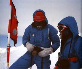 Kangchenjunga Book - All Fourteen 8,000ers - Reinhold Messner on Kangchenjunga summit